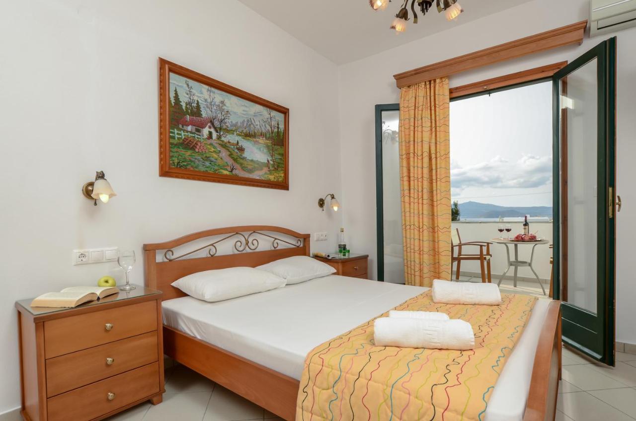 Dolphin Studios Agia Anna  Bagian luar foto
