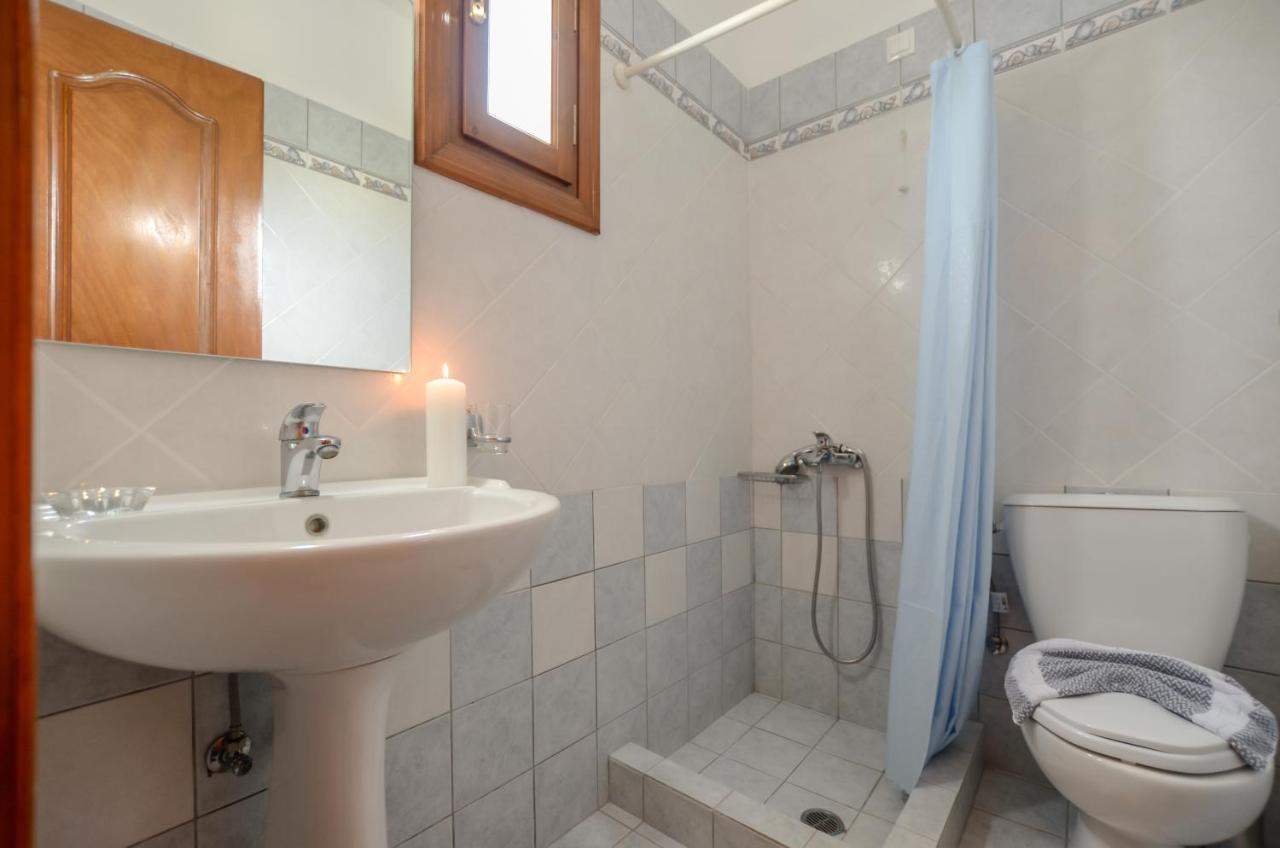 Dolphin Studios Agia Anna  Bagian luar foto